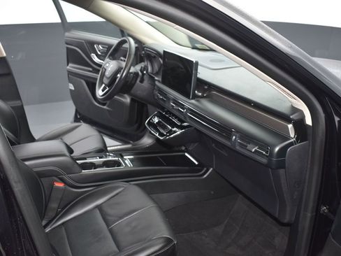 Used 2024 Lincoln Corsair Grand Touring w/ Equipment Group 301A image 16