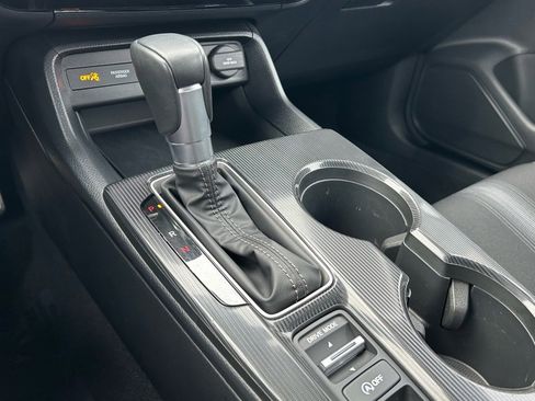 Used 2025 Honda Civic Sport image 21
