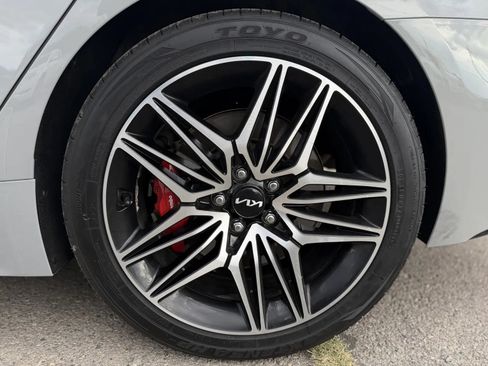 Used 2022 Kia Stinger GT1 AWD/4WD image 46