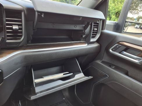 Used 2025 Chevrolet Silverado 2500 LT w/ Convenience Package AWD/4WD image 28