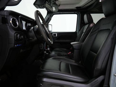 Used 2024 Jeep Wrangler Unlimited Sahara AWD/4WD image 13