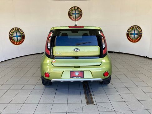 Used 2018 Kia Soul + FWD image 18