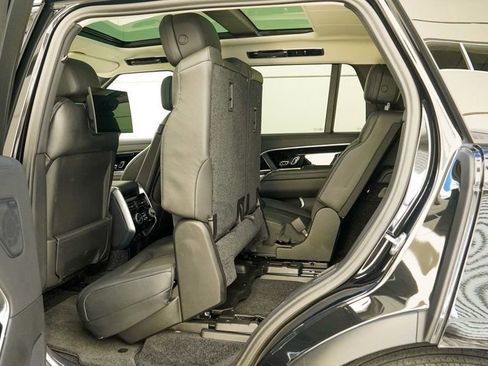 Used 2023 Land Rover Range Rover Long Wheelbase Autobiography image 71