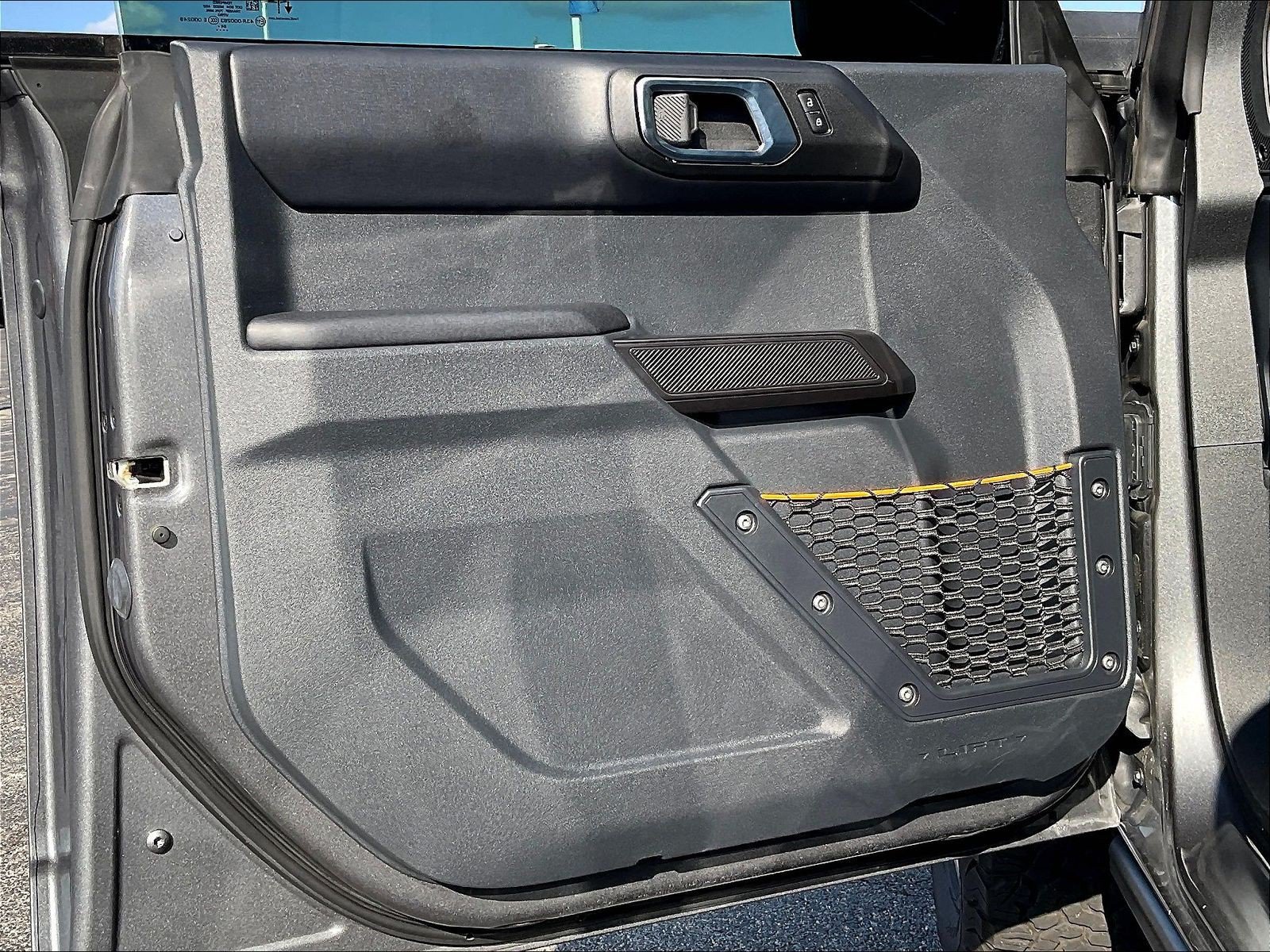 Used 2024 Ford Bronco Badlands AWD/4WD image 23