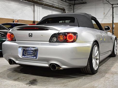 Used 2006 Honda S2000 image 8