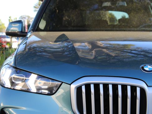 Used 2026 BMW X5 xDrive40i w/ Premium Package image 16