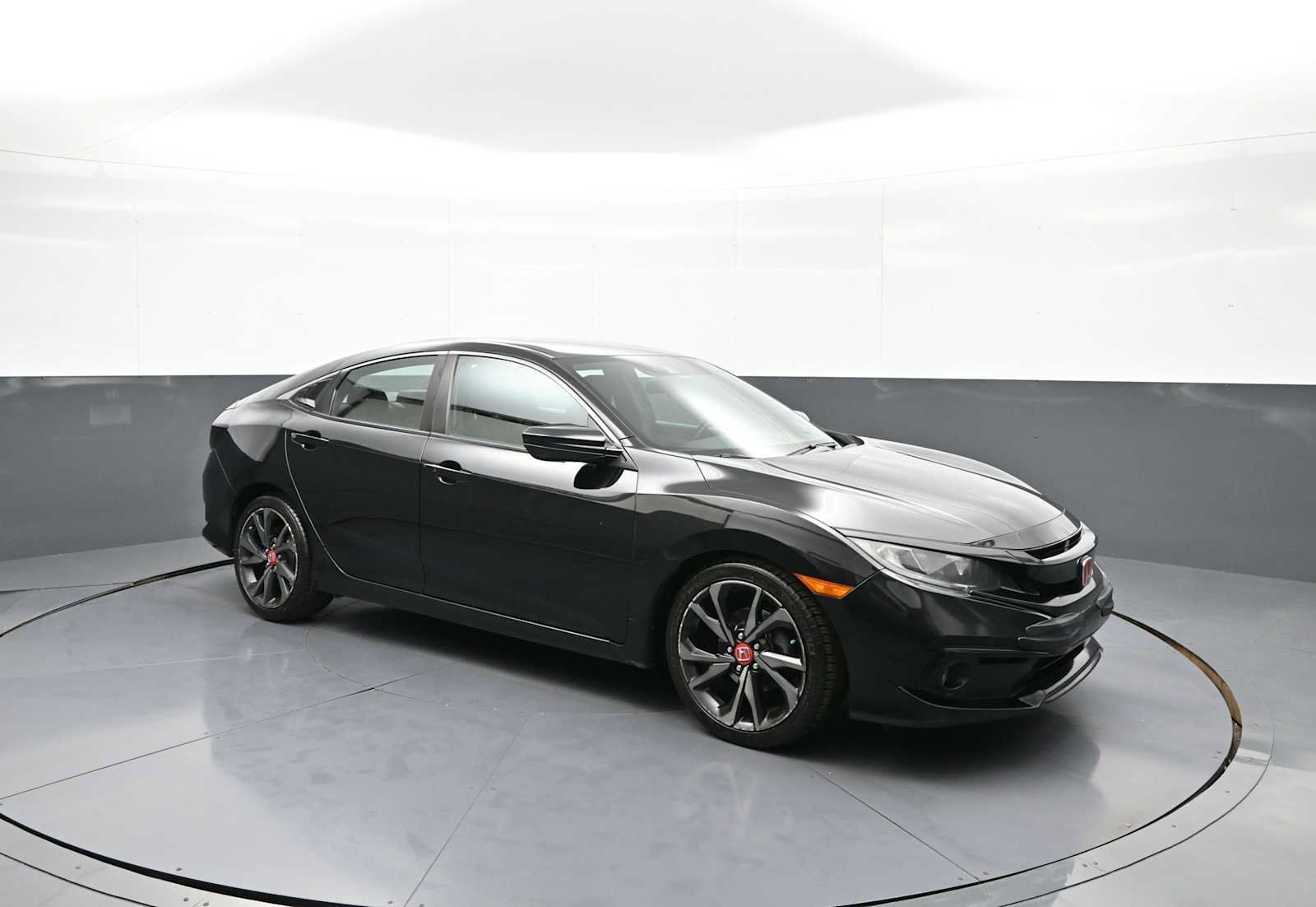 Used 2020 Honda Civic Sport image 4