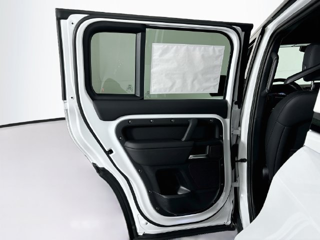 New 2026 Land Rover Defender 110 S AWD/4WD image 22