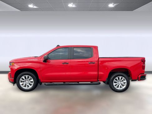 Certified 2021 Chevrolet Silverado 1500 Custom image 2