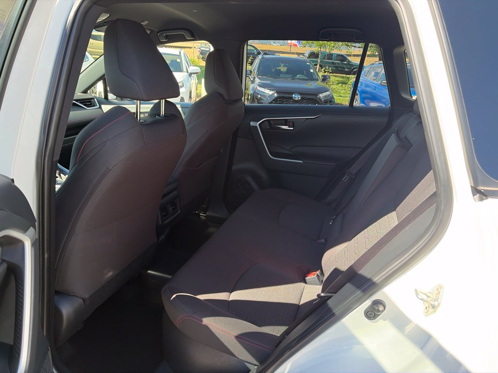 Used 2025 Toyota RAV4 SE AWD/4WD image 20