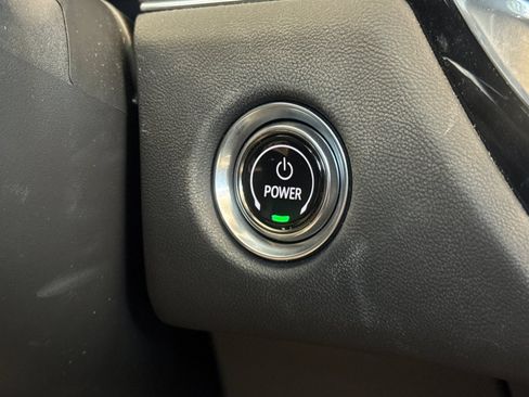 Certified 2024 Cadillac Lyriq Tech RWD image 32