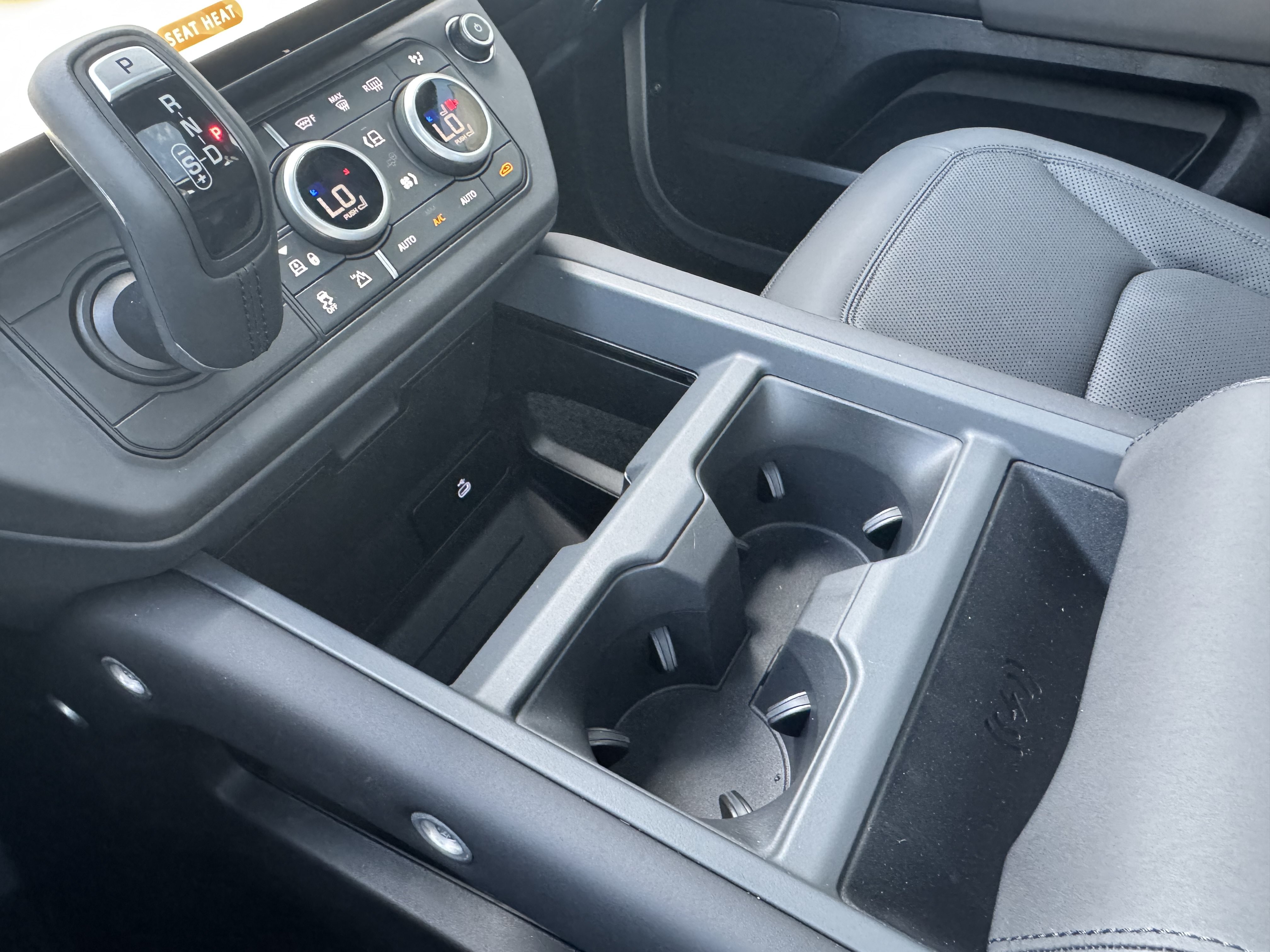 New 2026 Land Rover Defender 110 S AWD/4WD image 23