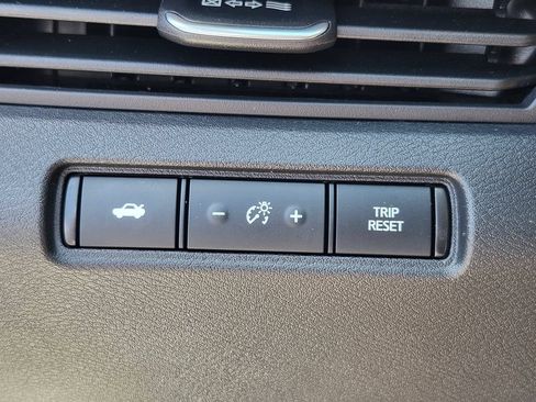 Certified 2023 Nissan Altima 2.5 SV FWD image 31