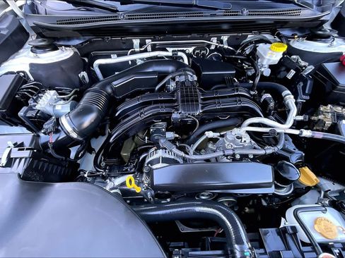 Used 2021 Subaru Outback Limited image 58