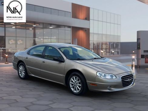 Used 2002 Chrysler Concorde LX FWD image 2