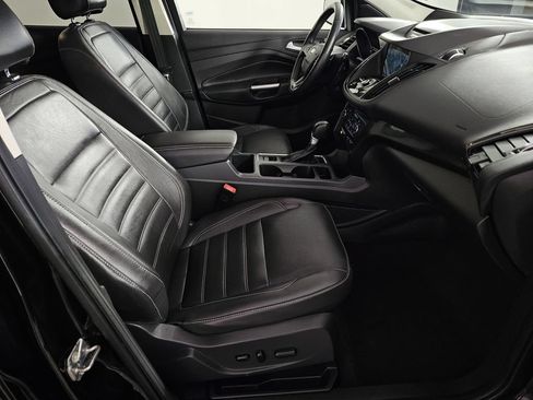 Used 2017 Ford Escape Titanium FWD image 29