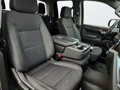 Used 2023 GMC Sierra 1500 SLE w/ Enhanced Capability Package AWD/4WD image 18
