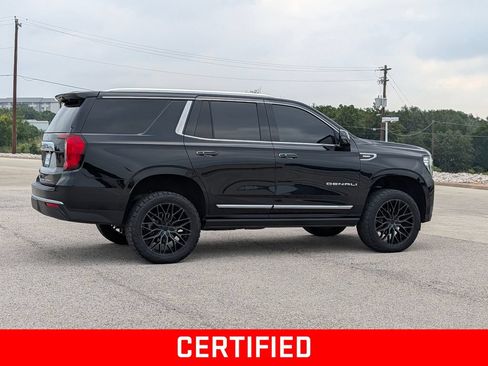 Used 2022 GMC Yukon Denali AWD/4WD image 2