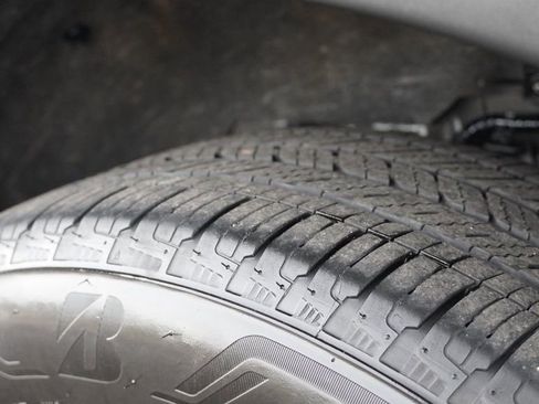 Used 2024 Nissan Rogue SL w/ SL Premium Package image 47