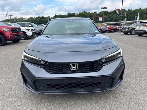 Used 2025 Honda Civic Sport image 2
