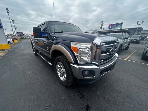 Used 2014 Ford F250 Lariat w/ Lariat Interior Package image 1