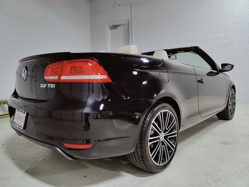 Used 2014 Volkswagen Eos FWD image 7