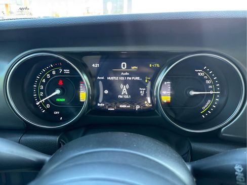 Used 2023 Jeep Wrangler Unlimited w/ 8.4" Radio Group image 14