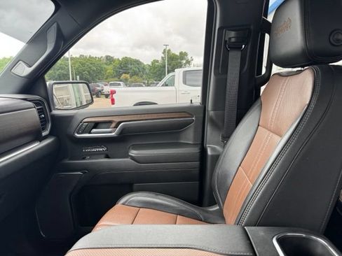 Certified 2023 Chevrolet Silverado 1500 High Country AWD/4WD image 19