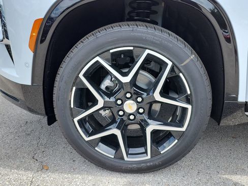 New 2026 Chevrolet Traverse High Country AWD/4WD image 35