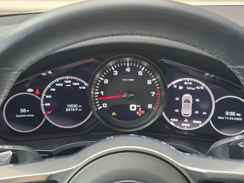 Certified 2023 Porsche Cayenne image 41