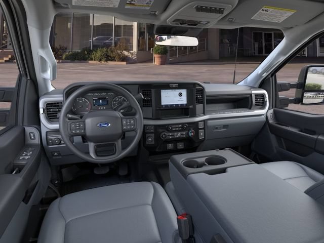 New 2026 Ford F250 XL w/ XL Chrome Package RWD image 9