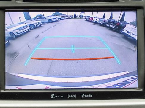 Used 2018 Toyota Highlander SE w/ Protection Package #3 AWD/4WD image 25