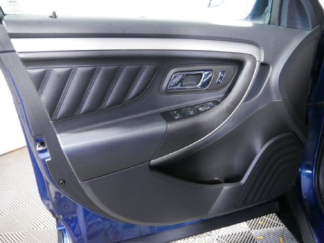 Used 2016 Ford Taurus SEL FWD image 17