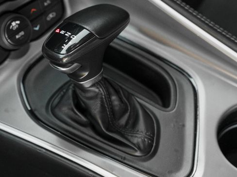 Used 2022 Dodge Challenger R/T w/ Blacktop Package image 10