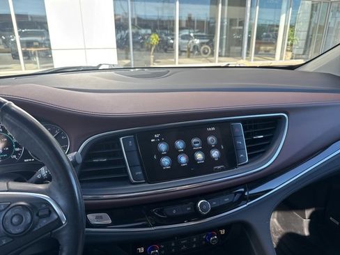 Used 2018 Buick Enclave Avenir w/ Avenir Technology Package image 8