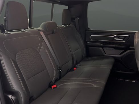 Used 2021 RAM 1500 Big Horn AWD/4WD image 17