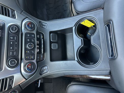 Used 2019 Chevrolet Tahoe LT AWD/4WD image 25
