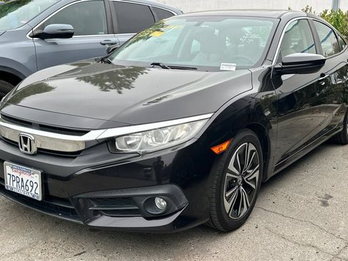 Used 2016 Honda Civic EX-T image 9