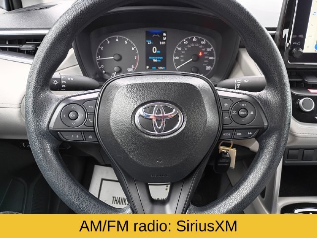 Used 2025 Toyota Corolla Cross L AWD/4WD image 13