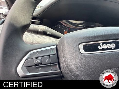 Used 2024 Jeep Compass Latitude AWD/4WD image 12