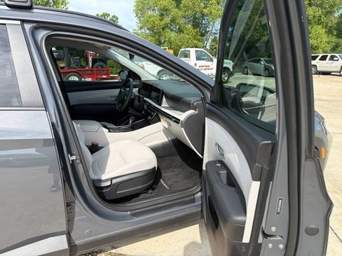 Used 2026 Hyundai Tucson SEL FWD image 21
