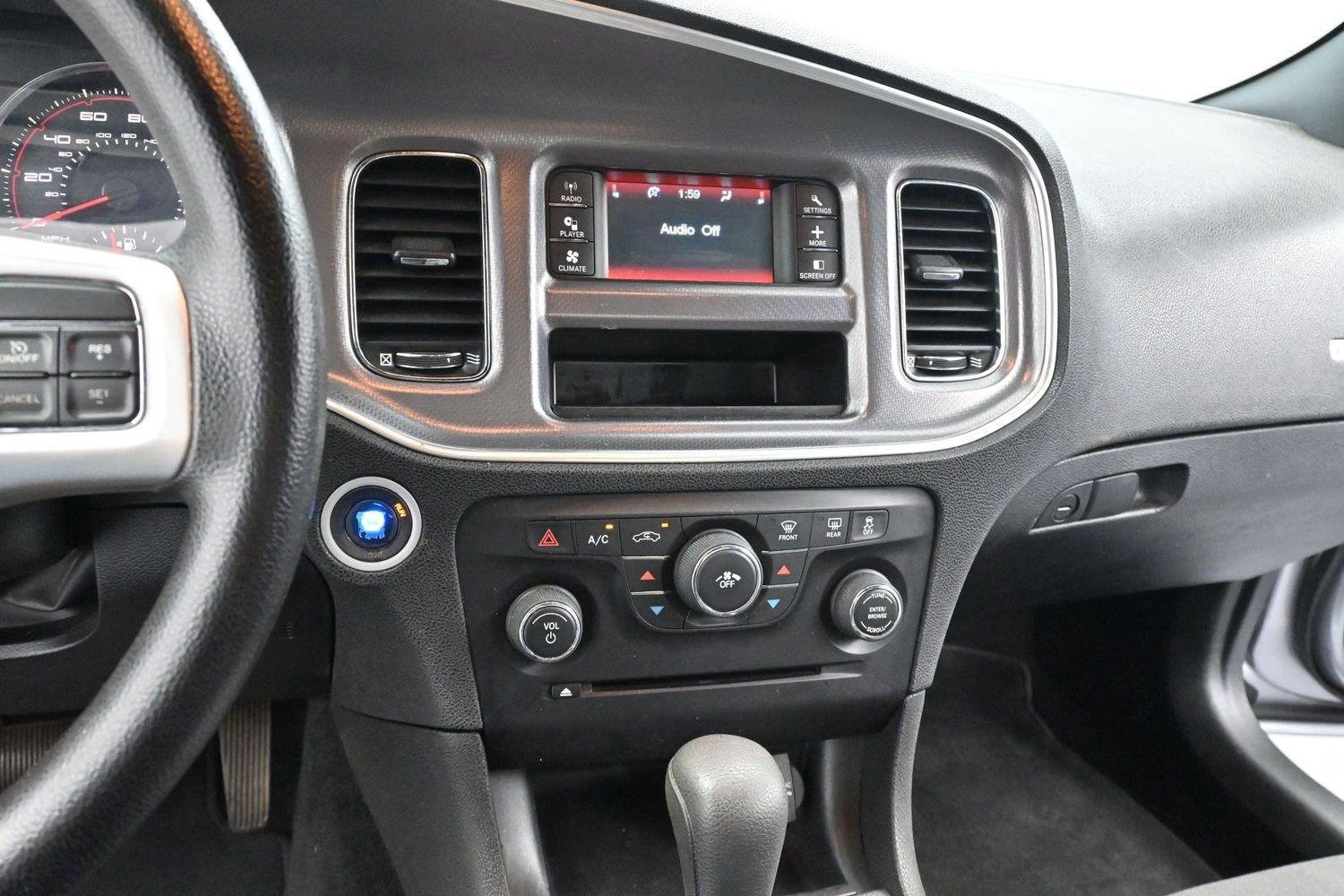 Used 2013 Dodge Charger SE RWD image 17