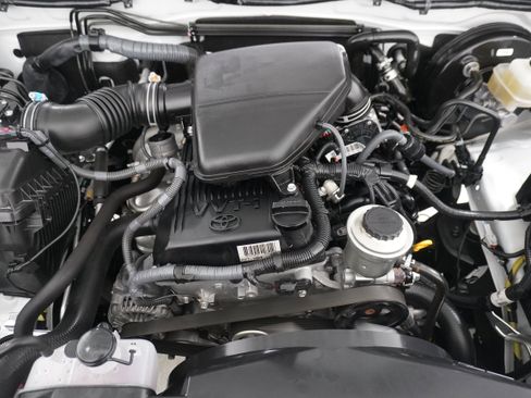 Used 2012 Toyota Tacoma 2WD Access Cab w/ SR5 Pkg image 27