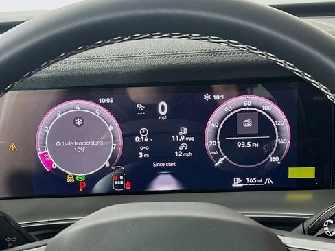 New 2026 Volkswagen Tiguan SE image 12