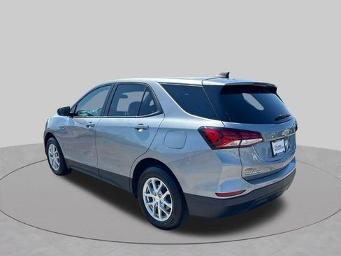 Used 2024 Chevrolet Equinox LS w/ LS Convenience Package FWD image 34