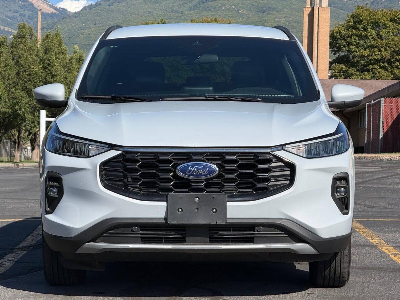 Used 2025 Ford Escape ST-Line Select AWD/4WD image 8