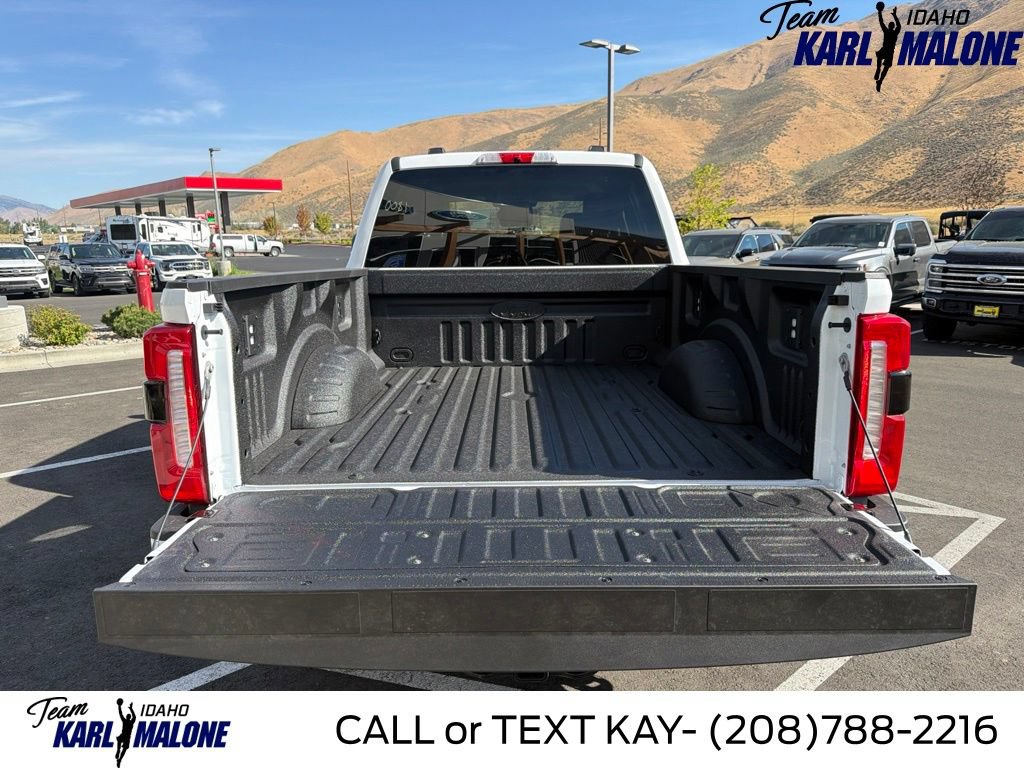 New 2026 Ford F350 Lariat w/ Black Appearance Package AWD/4WD image 12