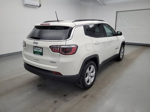Used 2020 Jeep Compass Latitude FWD image 9