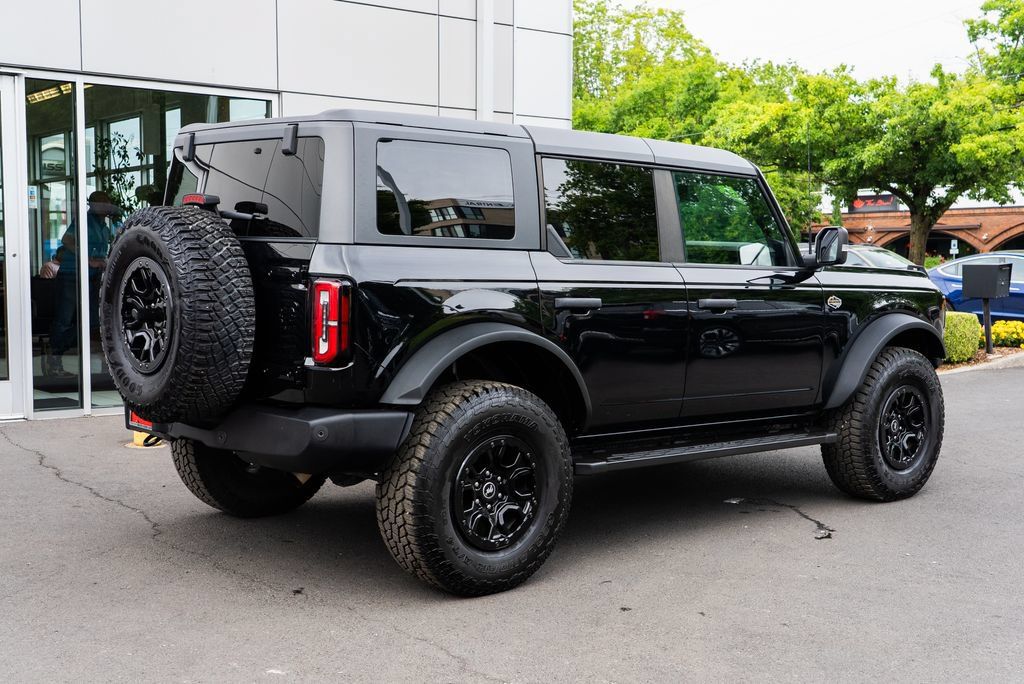 Used 2023 Ford Bronco Wildtrak AWD/4WD image 6