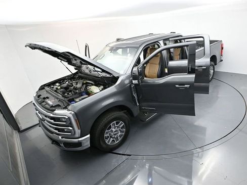 New 2026 Ford F350 Lariat RWD image 36